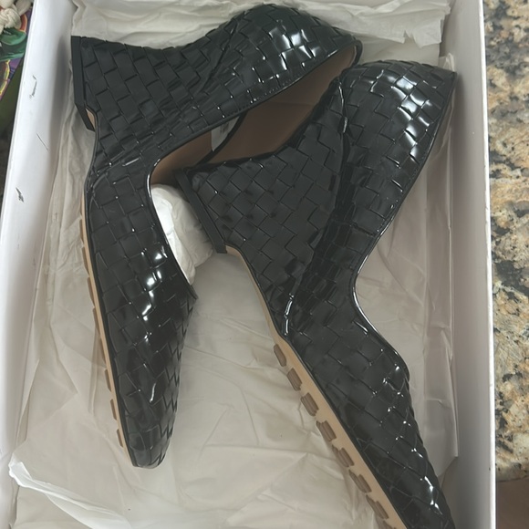 Bottega Veneta - Picture 2 of 5